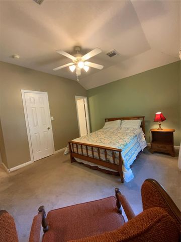 1030 Silliman Street, Sealy, TX 77474