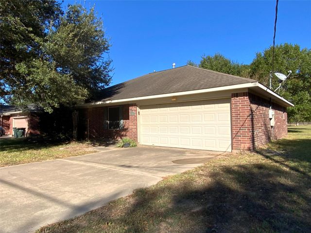 1030 Silliman Street, Sealy, TX 77474
