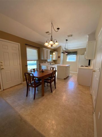 1030 Silliman Street, Sealy, TX 77474