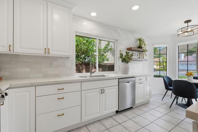 11669 Springside Road, San Diego, CA 92128