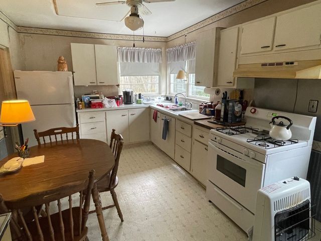 9421 OLD FRENCH Road, Waterford, PA 16441