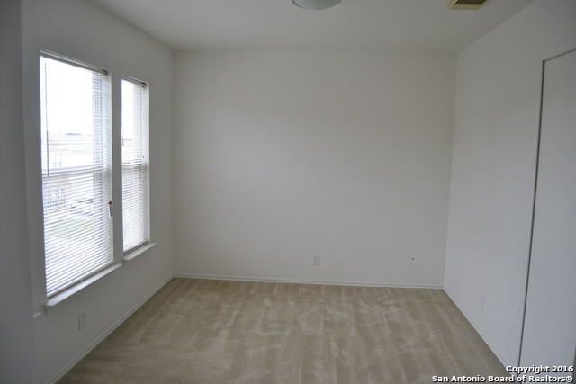 25 BADGERS HLS, San Antonio, TX 78238