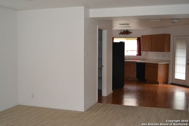 25 BADGERS HLS, San Antonio, TX 78238