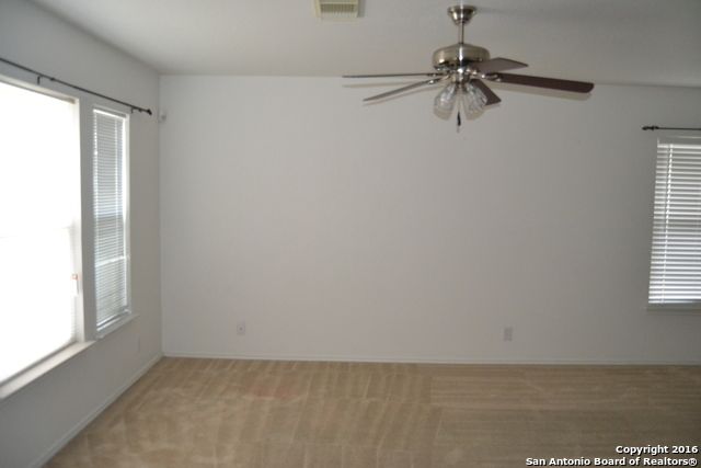 25 BADGERS HLS, San Antonio, TX 78238