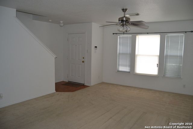 25 BADGERS HLS, San Antonio, TX 78238