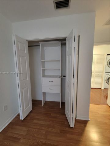 8938 SW 19th St 904, Miramar, FL 33025