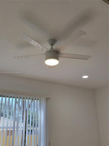 8938 SW 19th St 904, Miramar, FL 33025