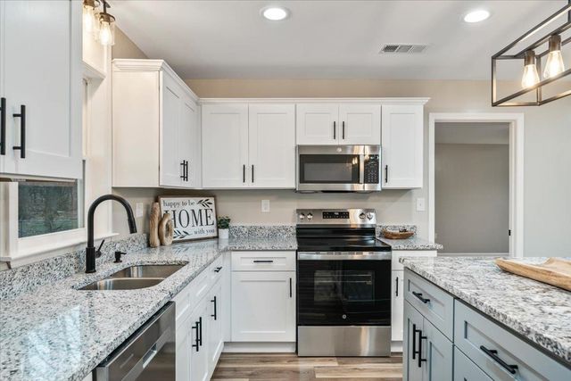 1766 59 HWY W, Covington, TN 38019