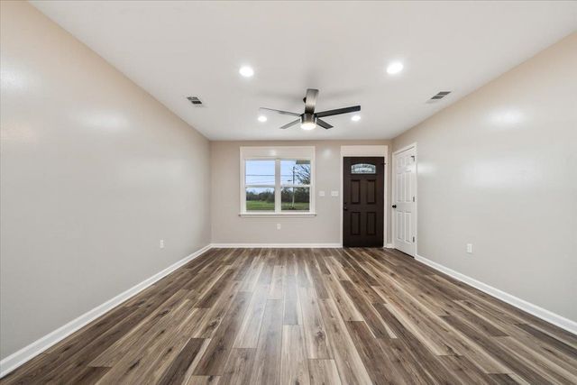 1766 59 HWY W, Covington, TN 38019