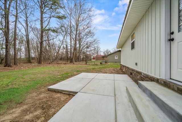 1766 59 HWY W, Covington, TN 38019