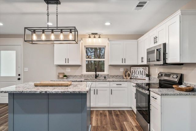 1766 59 HWY W, Covington, TN 38019