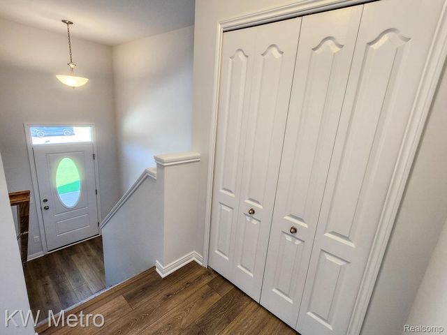 215 Whispering Pines Drive 12, Fenton, MI 48430