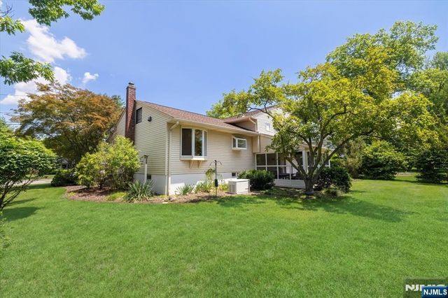 753 Village Road, Oradell, NJ 07649