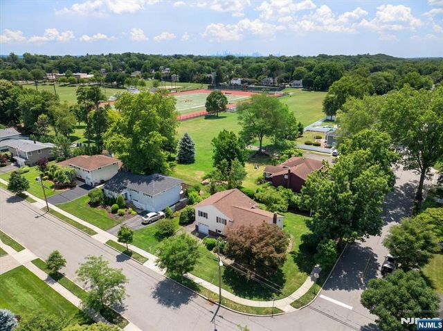 753 Village Road, Oradell, NJ 07649