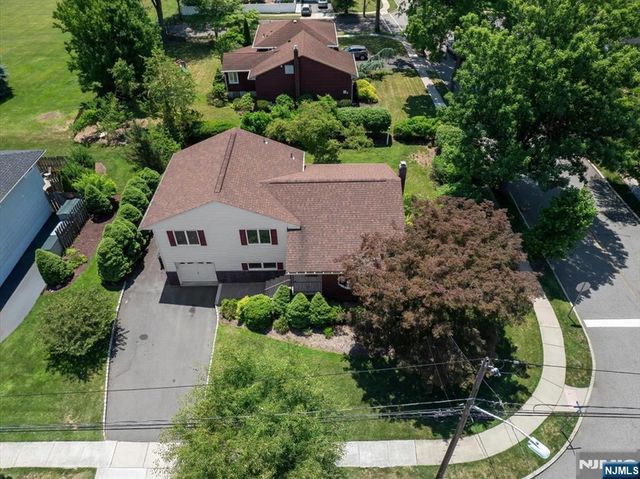 753 Village Road, Oradell, NJ 07649