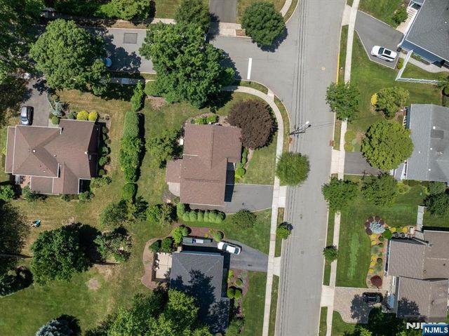 753 Village Road, Oradell, NJ 07649