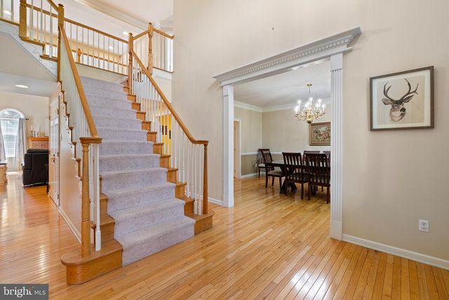 6 HANNAH DR, Glen Mills, PA 19342
