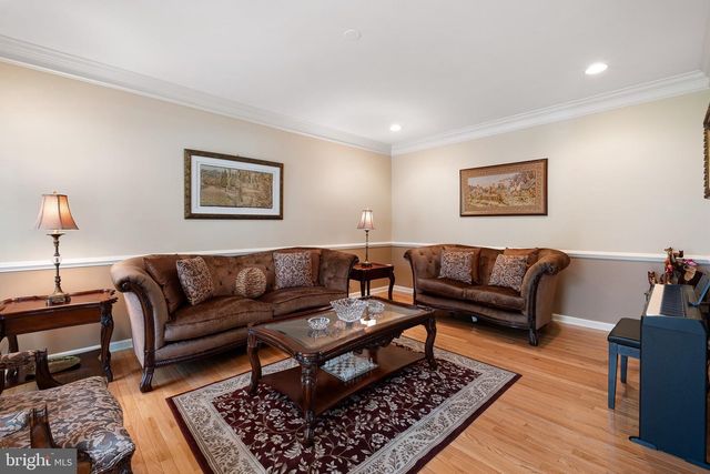 6 HANNAH DR, Glen Mills, PA 19342