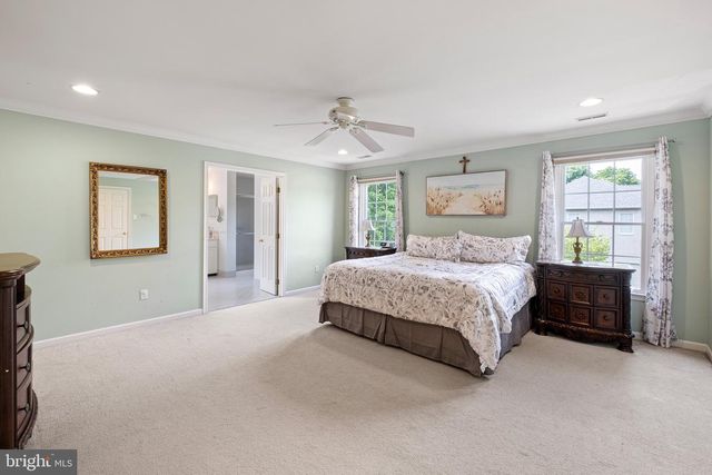 6 HANNAH DR, Glen Mills, PA 19342