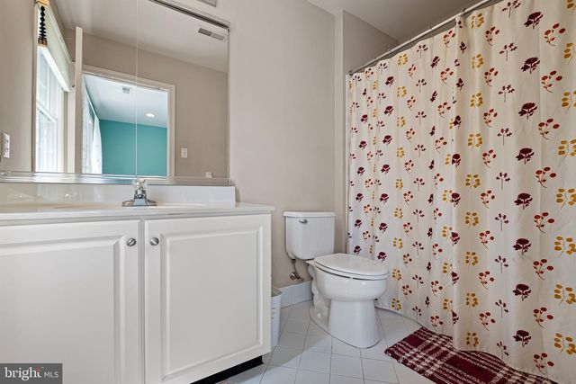 6 HANNAH DR, Glen Mills, PA 19342