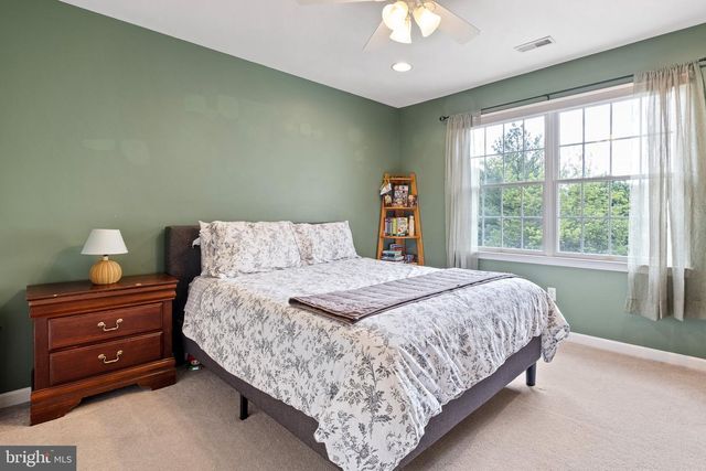 6 HANNAH DR, Glen Mills, PA 19342