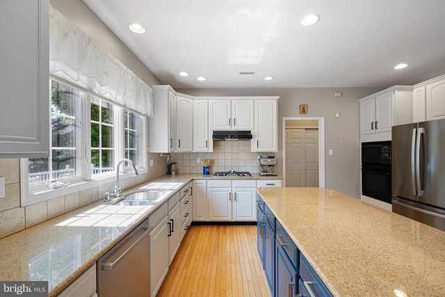 6 HANNAH DR, Glen Mills, PA 19342