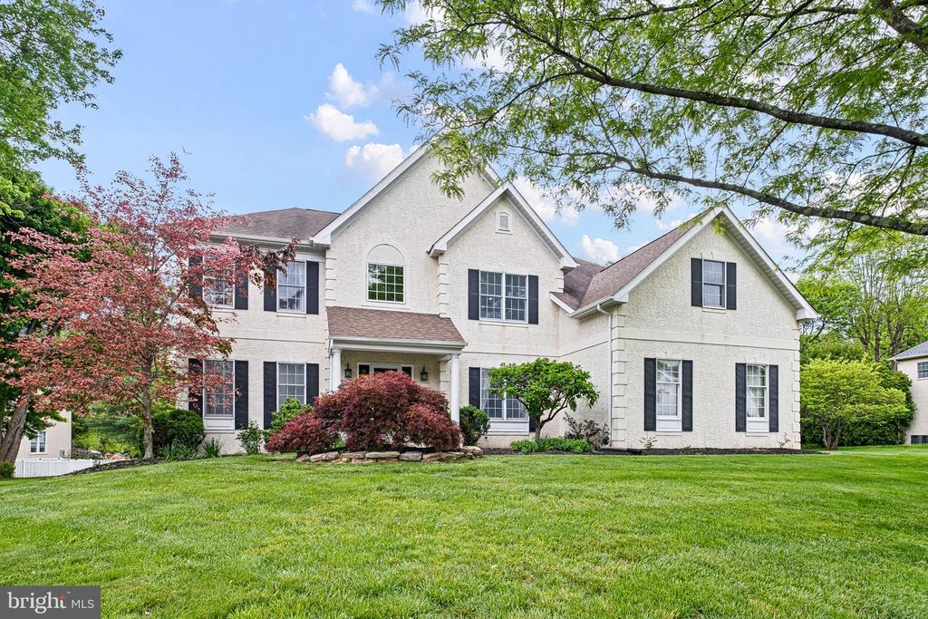 6 HANNAH DR, Glen Mills, PA 19342