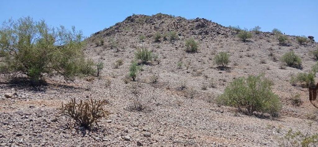 11321 S SAN ROBERTO Drive 10, Goodyear, AZ 85338 — photo 2