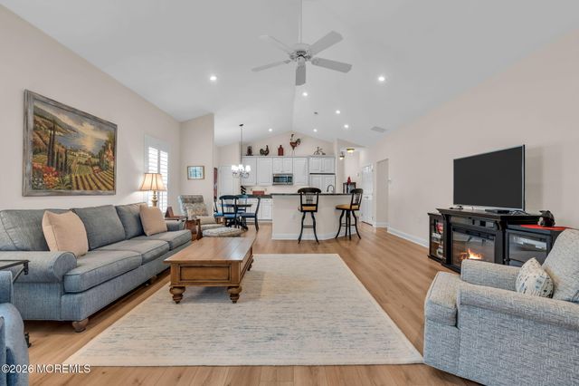 22 Margaux Drive, Manchester, NJ 08759