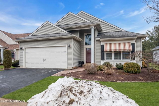 22 Margaux Drive, Manchester, NJ 08759