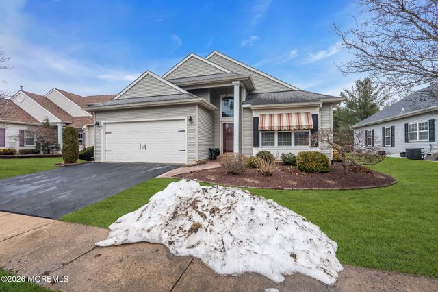 22 Margaux Drive, Manchester, NJ 08759