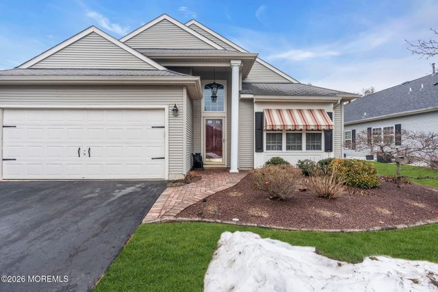 22 Margaux Drive, Manchester, NJ 08759