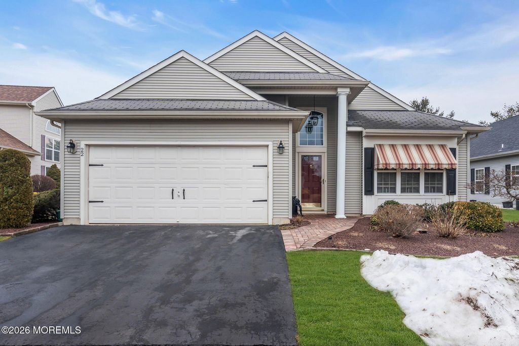 22 Margaux Drive, Manchester, NJ 08759