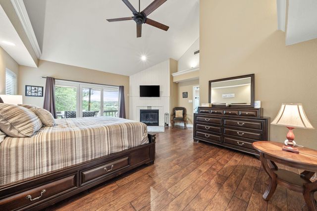 22012 Briarcliff DR, Spicewood, TX 78669