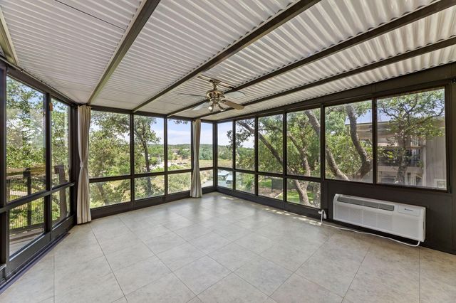 22012 Briarcliff DR, Spicewood, TX 78669