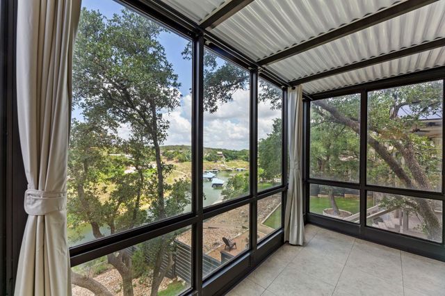 22012 Briarcliff DR, Spicewood, TX 78669