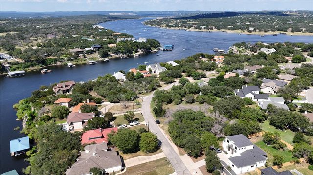 22012 Briarcliff DR, Spicewood, TX 78669