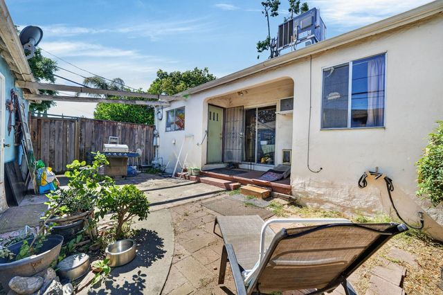 2080 Lucerne Ave, Stockton, CA 95203