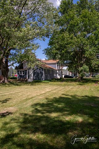 213 N Main Street, Sandwich, IL 60548