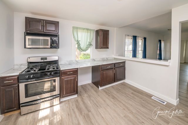 213 N Main Street, Sandwich, IL 60548