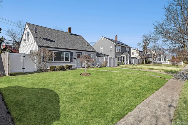 22 Shelter Lane, Levittown, NY 11756