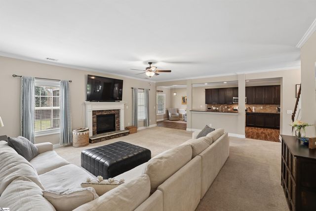 22 Copperdale Drive, Simpsonville, SC 29681