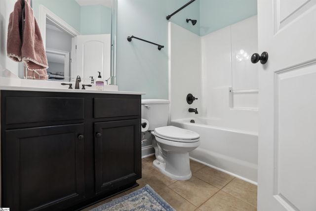 22 Copperdale Drive, Simpsonville, SC 29681