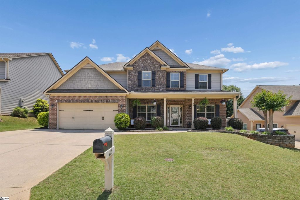 22 Copperdale Drive, Simpsonville, SC 29681