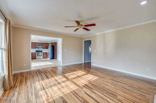 135 Brittany Drive, Gray, TN 37615