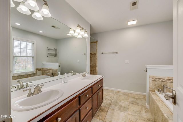 135 Brittany Drive, Gray, TN 37615