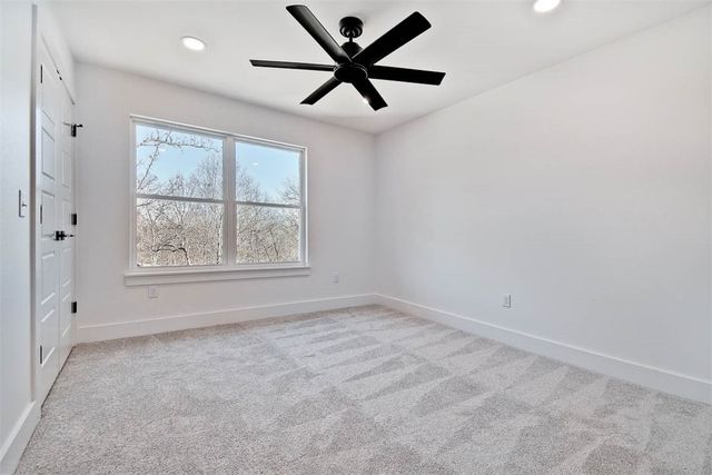 1 Ryan Lane, Bella Vista, AR 72715