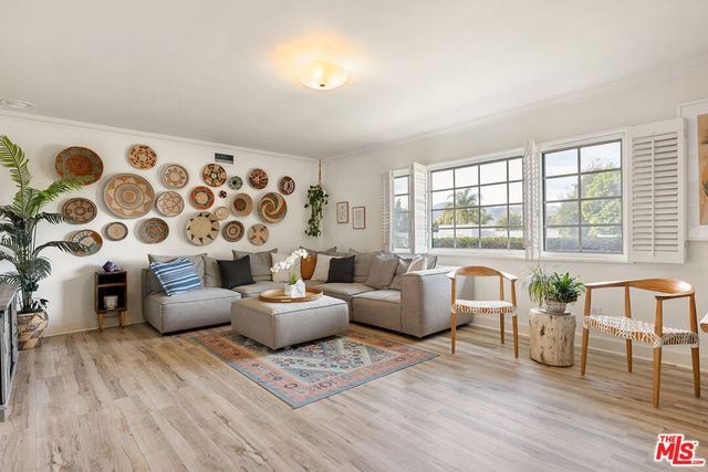 1162 Calle Yucca, Thousand Oaks, CA 91360
