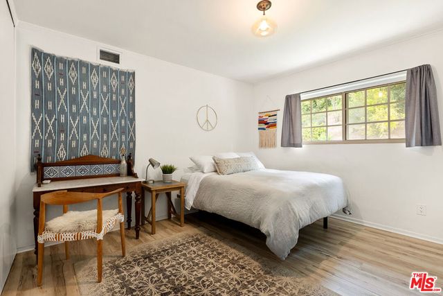 1162 Calle Yucca, Thousand Oaks, CA 91360