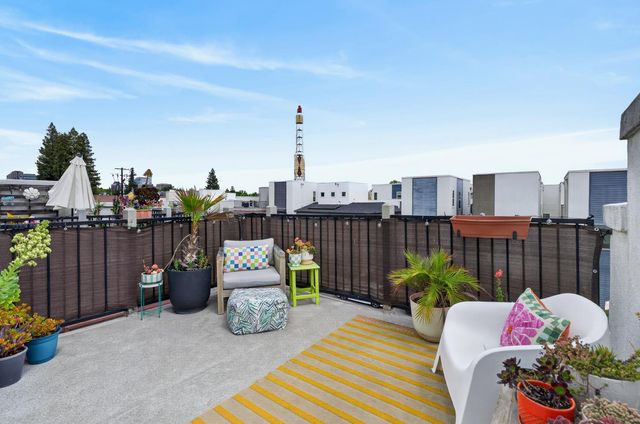 2648 3rd St, Sacramento, CA 95818